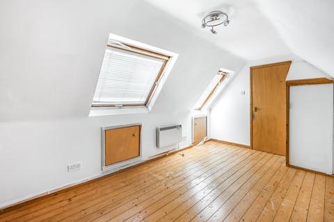 3 Alderley Close, Carterton, OX18 3QP