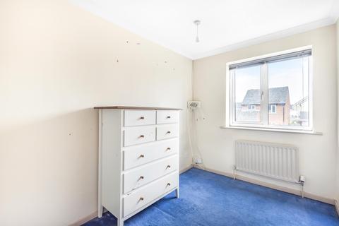 3 Alderley Close, Carterton, OX18 3QP