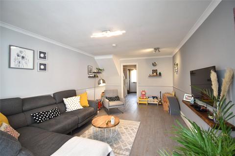 18 Maple Close, Ash Vale, Aldershot, GU12 5JZ