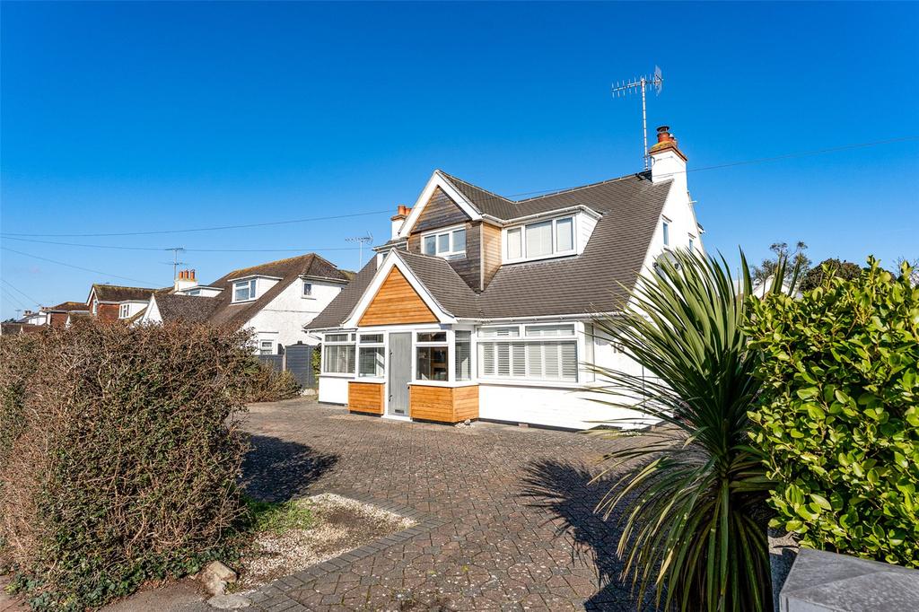 Broadmark Avenue, Rustington, Littlehampton, BN16 4 bed bungalow £650,000