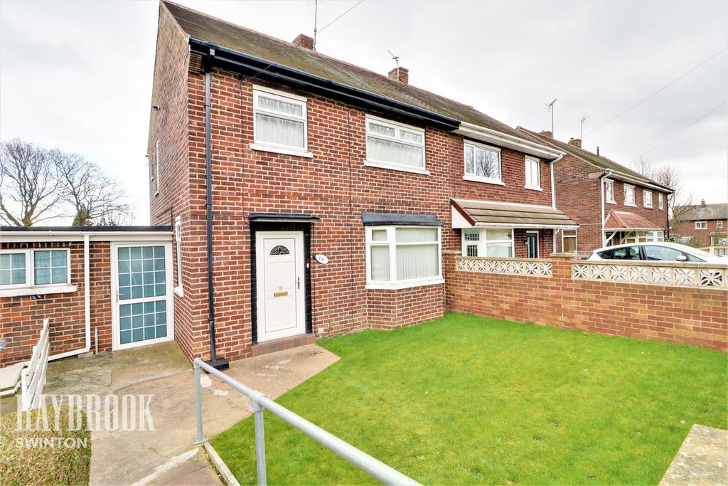 Rig Drive, Swinton 3 bed semidetached house £145,000