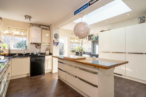 12 Hook Lane, Rose Green, Bognor Regis, PO21 3NY