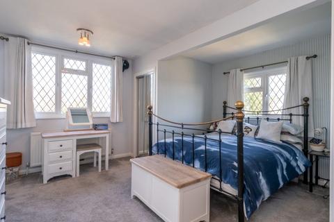 12 Hook Lane, Rose Green, Bognor Regis, PO21 3NY