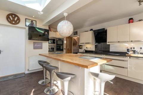 12 Hook Lane, Rose Green, Bognor Regis, PO21 3NY