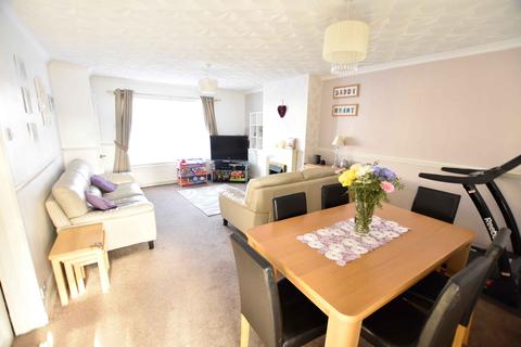 35 Denison Road, Feltham, TW13 4QE