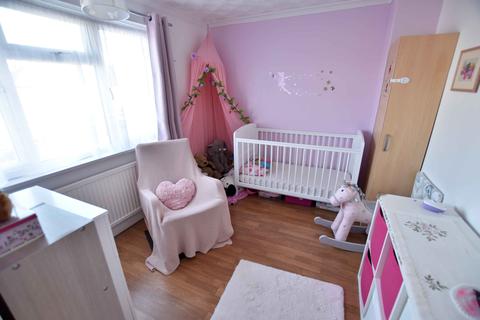 35 Denison Road, Feltham, TW13 4QE