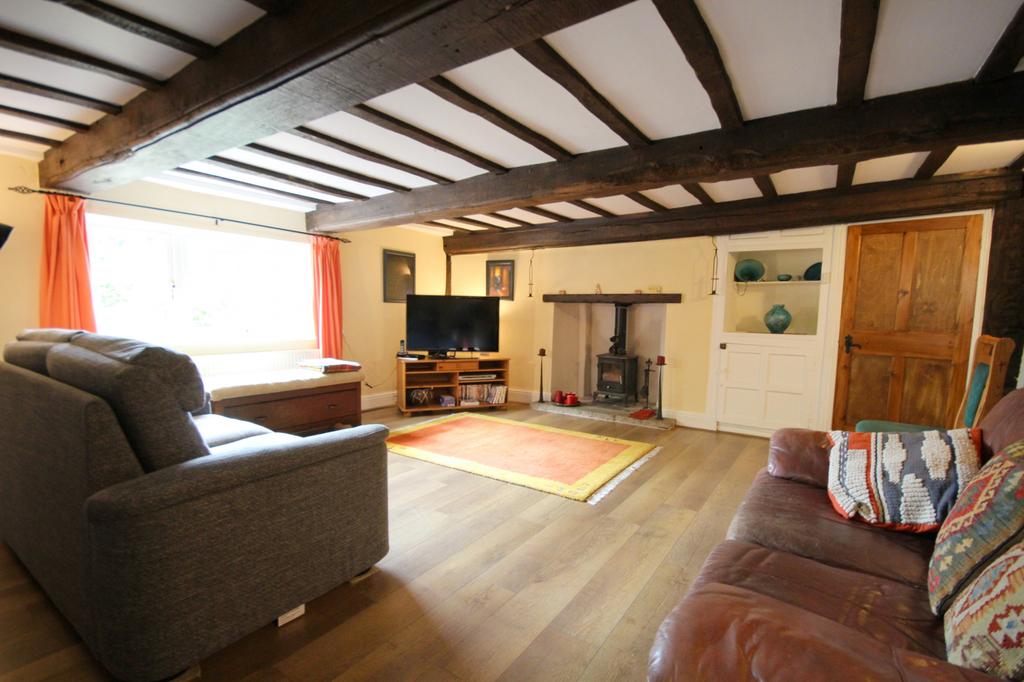 Church Lane, Weaverham, CW8 3 bed cottage £325,000