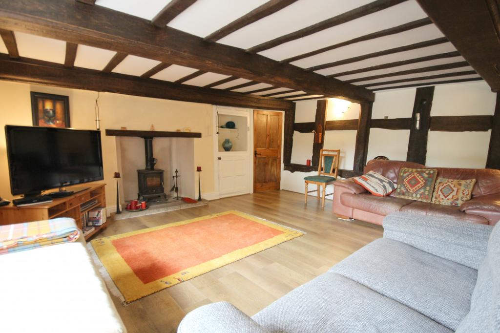 Church Lane, Weaverham, CW8 3 bed cottage £325,000