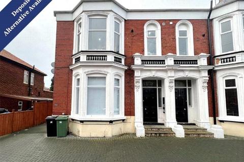 2 bedroom apartment to rent, Hutton Avenue, Hartlepool, TS26