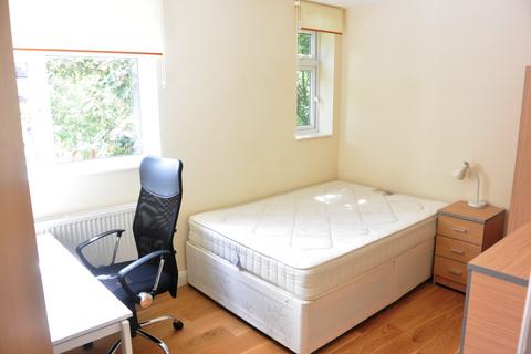 3 bedroom flat to rent, Garrick Avenue, Golders Green, NW11