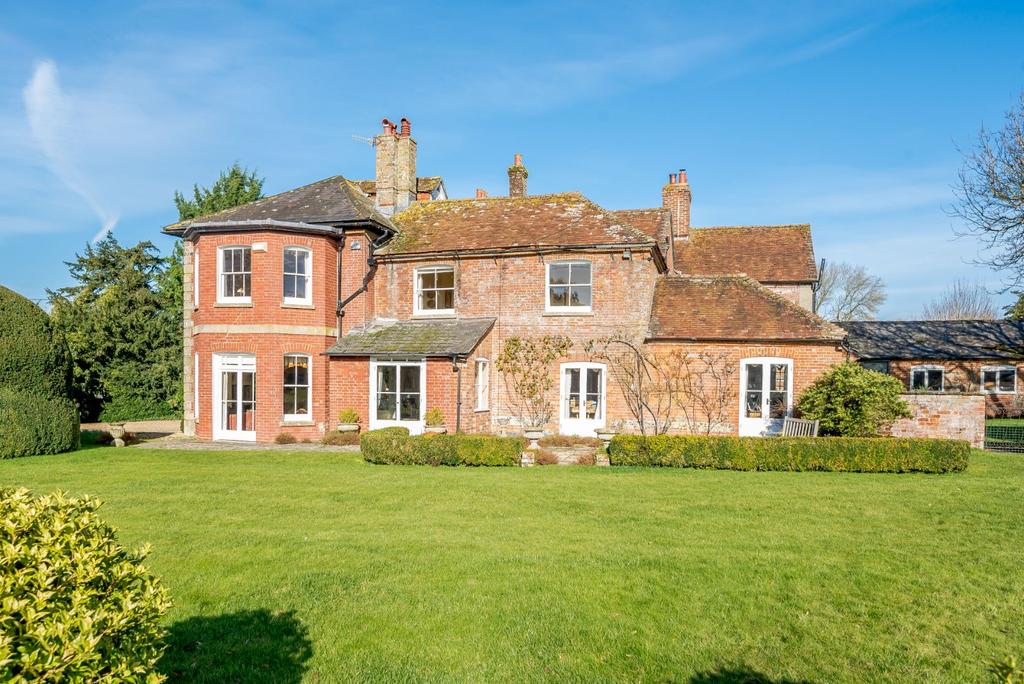 Stratford-sub-Castle, Salisbury, Wiltshire 6 bed detached house - £ ...