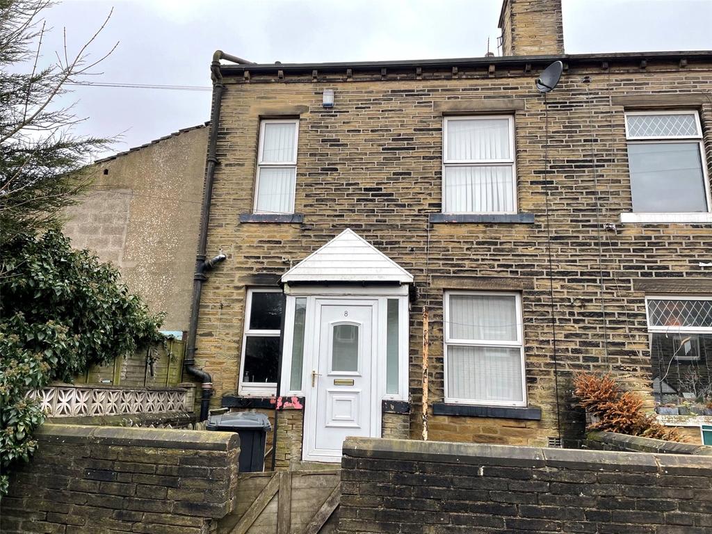 Burns Street, Holmfield, Halifax, HX3 2 bed terraced house £68,000