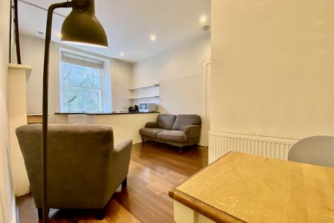 undefined, Yeaman Place, Polwarth, Edinburgh, EH11