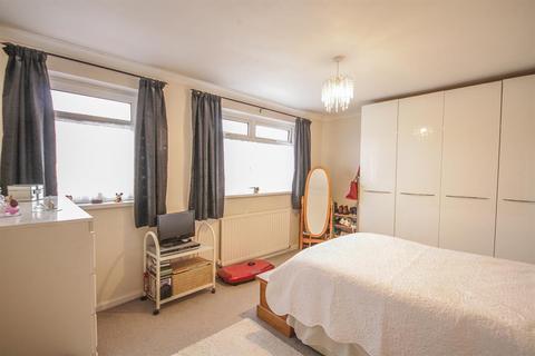 29 Somermead, Bristol, BS3 5QR