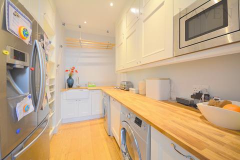41 Rosebery Road, London, N10 2LE