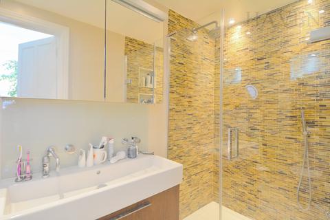 41 Rosebery Road, London, N10 2LE