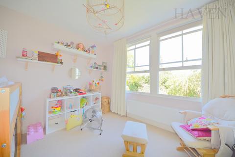 41 Rosebery Road, London, N10 2LE