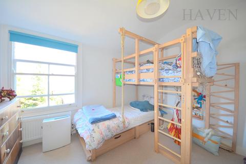 41 Rosebery Road, London, N10 2LE