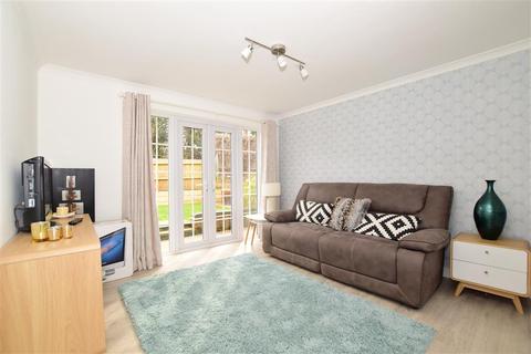 4 Ash Tree Close, West Kingsdown, Sevenoaks, TN15 6JA