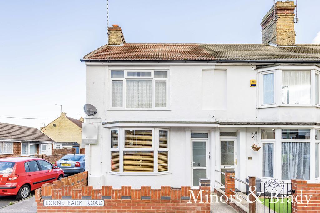 Lorne Park Road, Lowestoft 3 bed end of terrace house £160,000