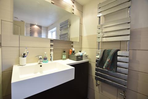 85 Churchbury Road, London, SE9 5HX