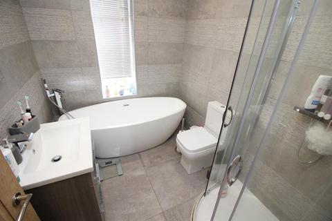 100 Gloucester Road, Rudgeway, Bristol, BS35 3QH