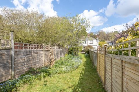 2 Dell Road, Winchester, SO23 0QB
