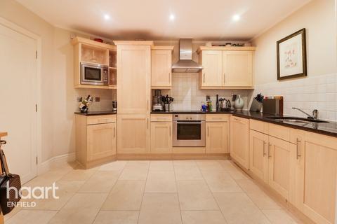 Flat 1, Eastwick Lodge, 4 Village Road, Enfield, EN1 2FB