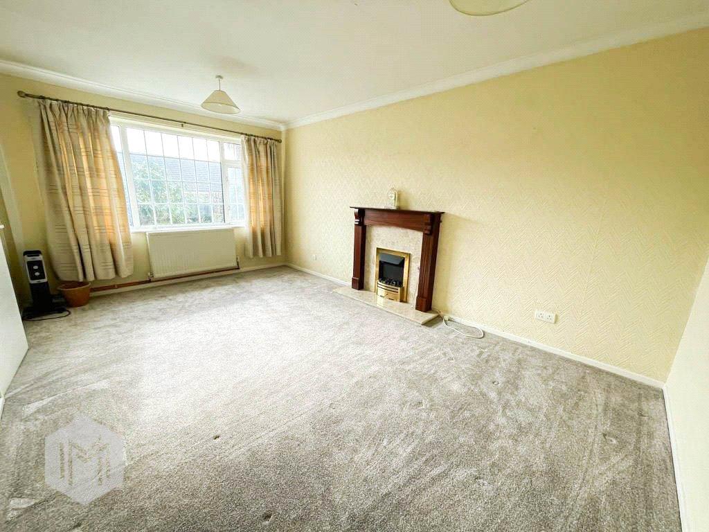 Lowton Street, Radcliffe, Manchester, M26 2 bed bungalow £165,000