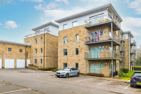 20 Brodwell Grange, Leeds, LS18 4AU