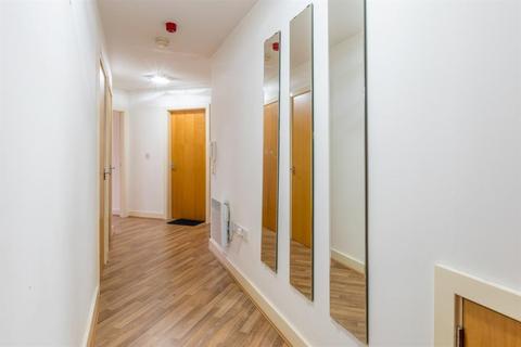 20 Brodwell Grange, Leeds, LS18 4AU
