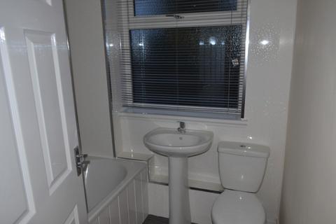 2 bedroom flat to rent, Lochpark Place, Denny, FK6