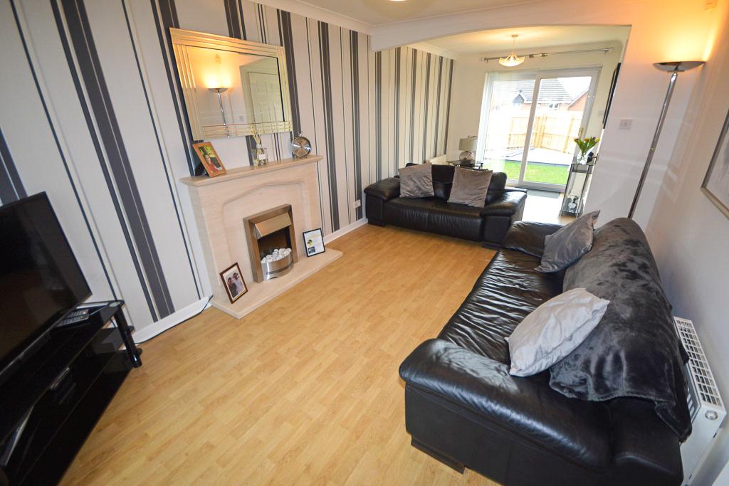 Bowhouse Drive, Rutherglen, Glasgow, G45 3 bed detached house £180,000
