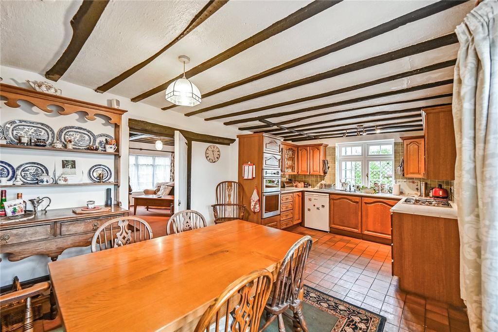 Dining/Kitchen