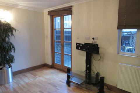3 bedroom flat to rent, Exmoor House, 1 Gernon Road, London, Greater London, E3