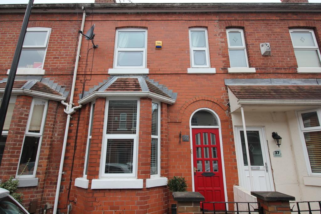 Poplar Grove Urmston 2 bed terraced house £239,950