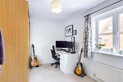 12 Fallows Road, Padworth, Reading, RG7 4GX