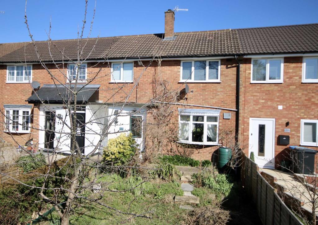 Meadow Road, Hemel Hempstead 3 bed house £340,000