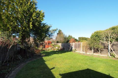 84 Cromwell Road, Worcester Park, KT4 7JR