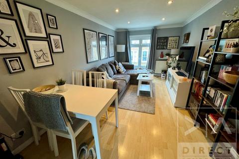 1 bedroom flat to rent, Earls Court Road, London SW5