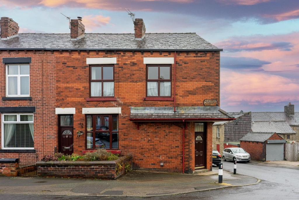 2&4 Hawarden Street, Bolton, BL1 3 bed end of terrace house £150,000