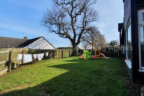 undefined, Lytchett Matravers - Two Bed Flat - Heart of the Village