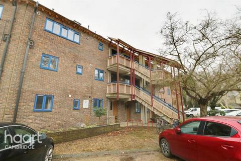 2 bedroom flat to rent, Grasmere Gardens, Cambridge