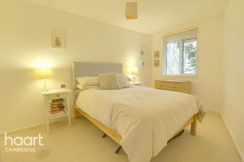 2 bedroom flat to rent, Grasmere Gardens, Cambridge