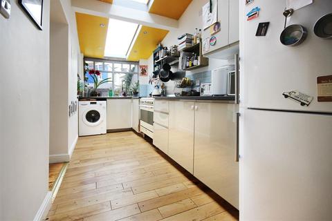 21 Felix Road, Bristol, BS5 0JP