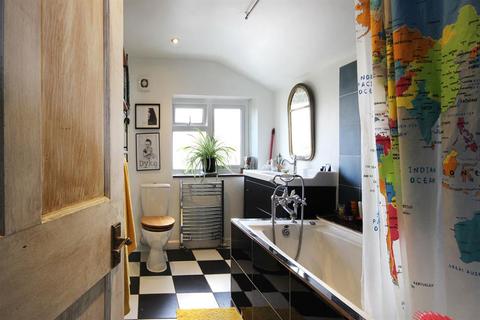 21 Felix Road, Bristol, BS5 0JP