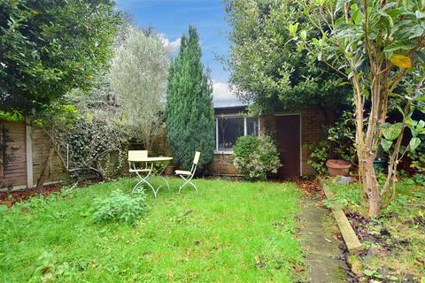 1 West Avenue, Wallington, SM6 8PH