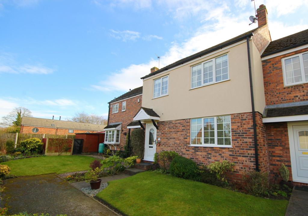 High Street, Weaverham, CW8 3 bed terraced house £250,000