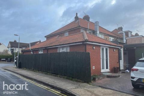 undefined, Woodbridge Road, Ipswich