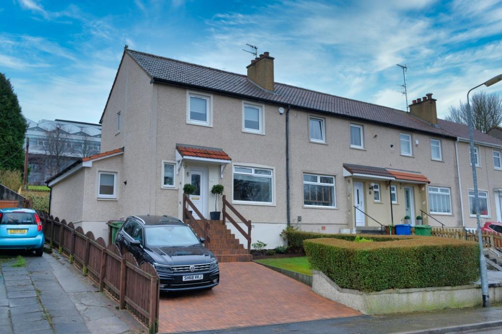 Carna Drive, Simshill, Glasgow, G44 5BD 3 bed end of terrace house £220,000